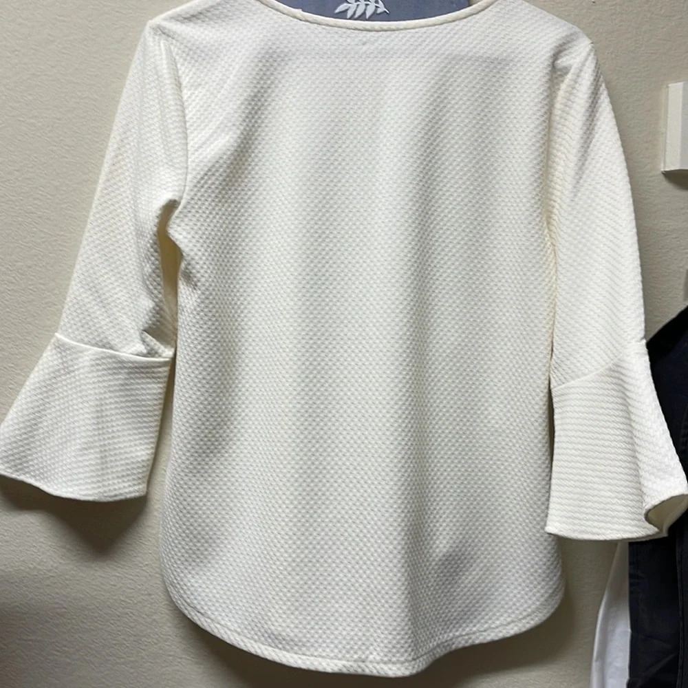 Women’s Loft white blouse - Picture 3 of 3